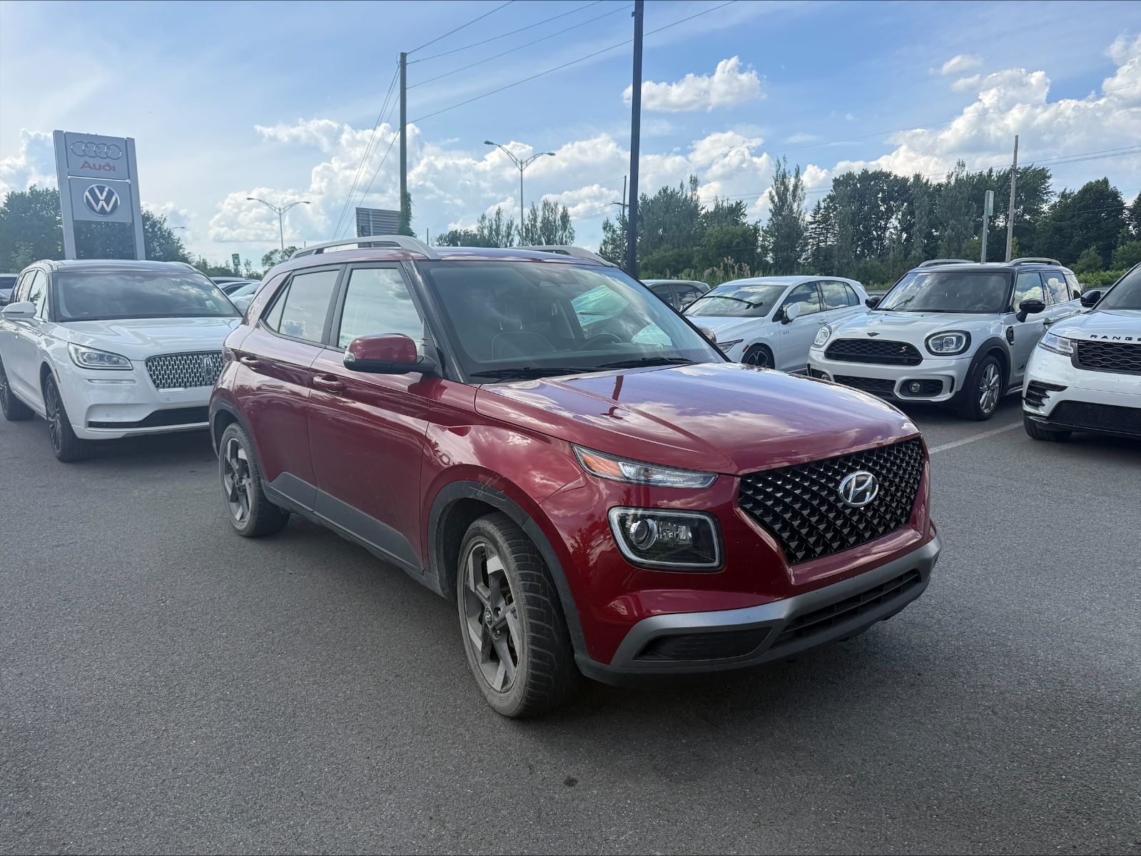 Hyundai Venue  2023 à Saint-Bruno-de-Montarville, Québec