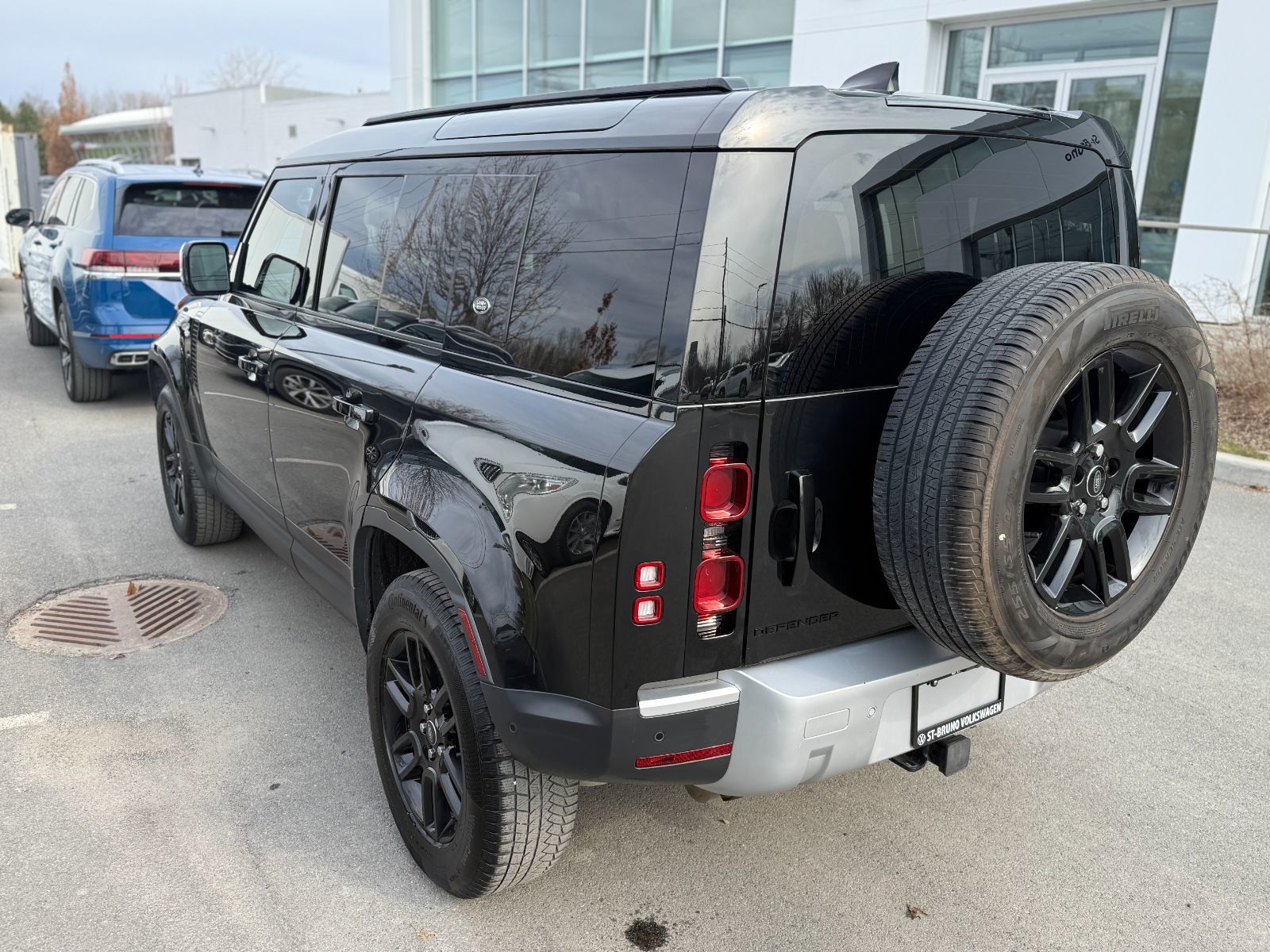 2022 Land Rover Defender in Saint-Bruno-de-Montarville, Quebec