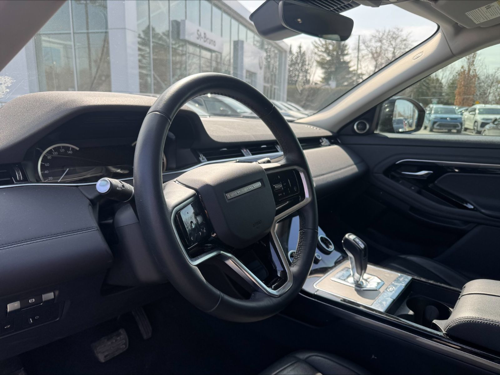 Land Rover Range Rover Evoque  2023 à Saint-Bruno-de-Montarville, Québec