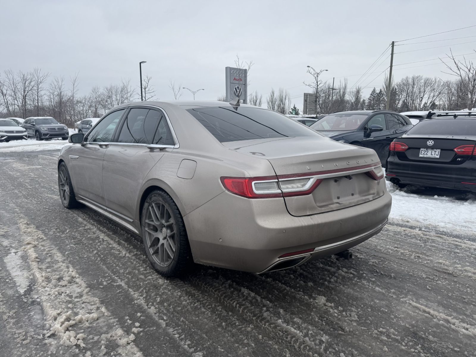 2018 Lincoln Continental in Saint-Bruno-de-Montarville, Quebec