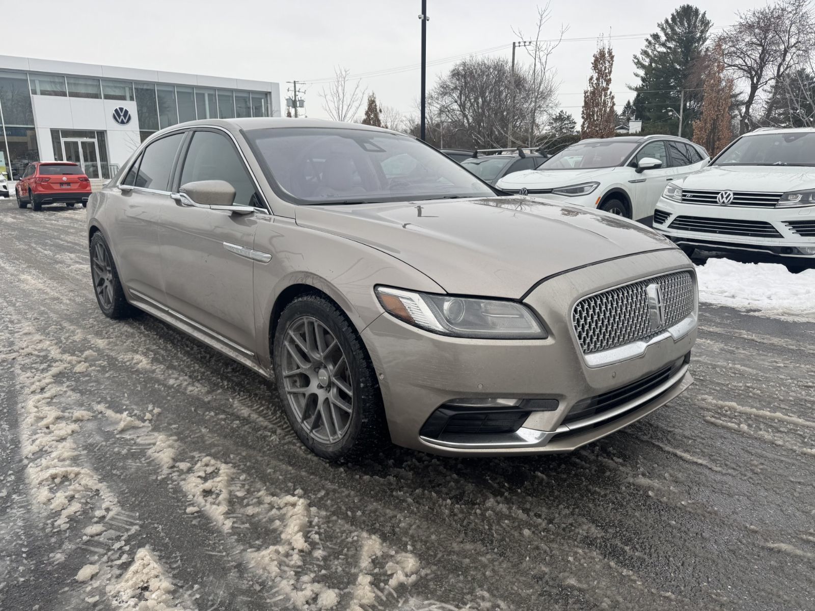 2018 Lincoln Continental in Saint-Bruno-de-Montarville, Quebec