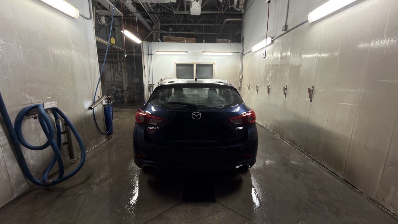 2018 Mazda 3 in Saint-Bruno-de-Montarville, Quebec
