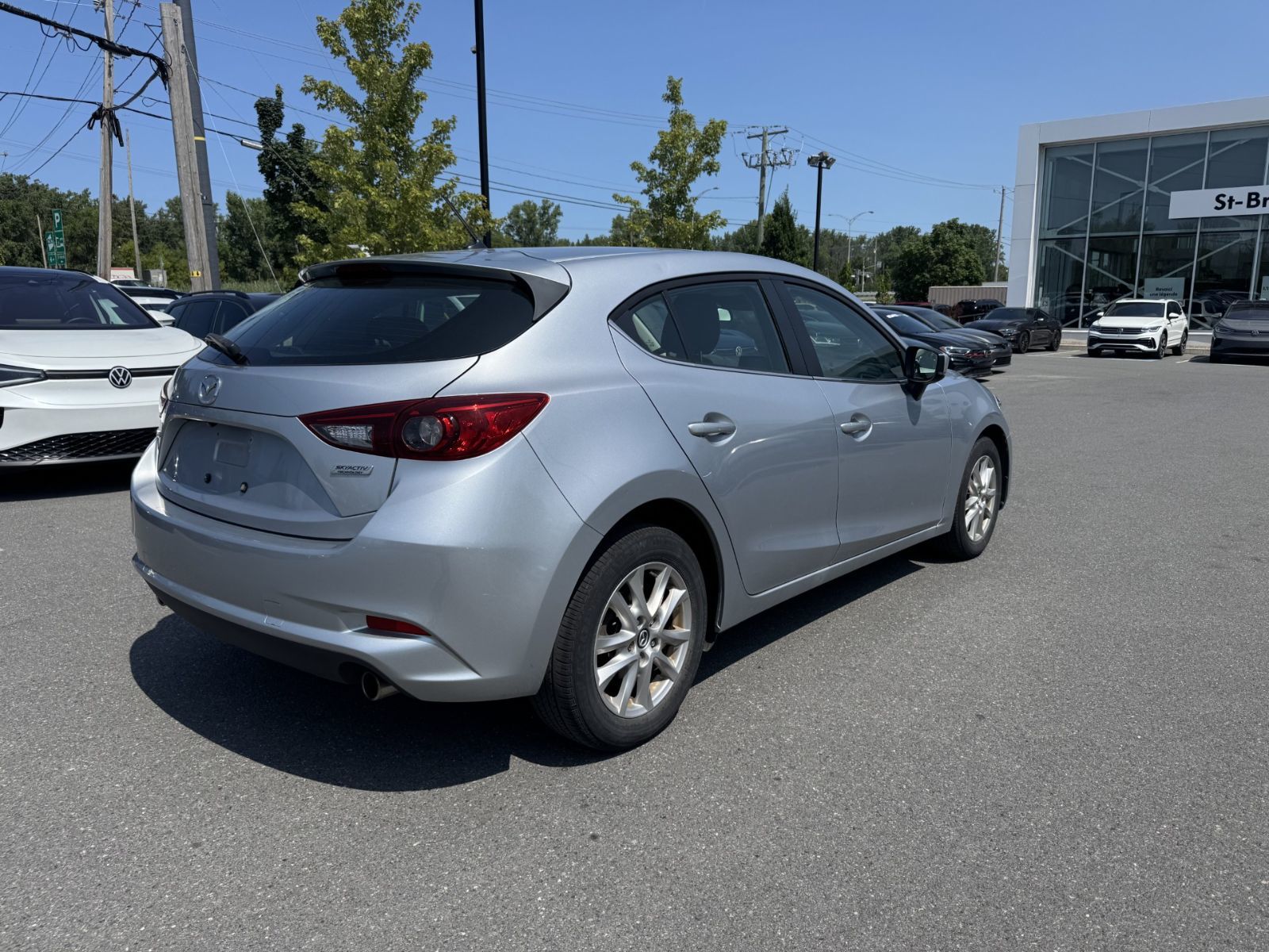 Mazda 3  2017 à Saint-Bruno-de-Montarville, Québec