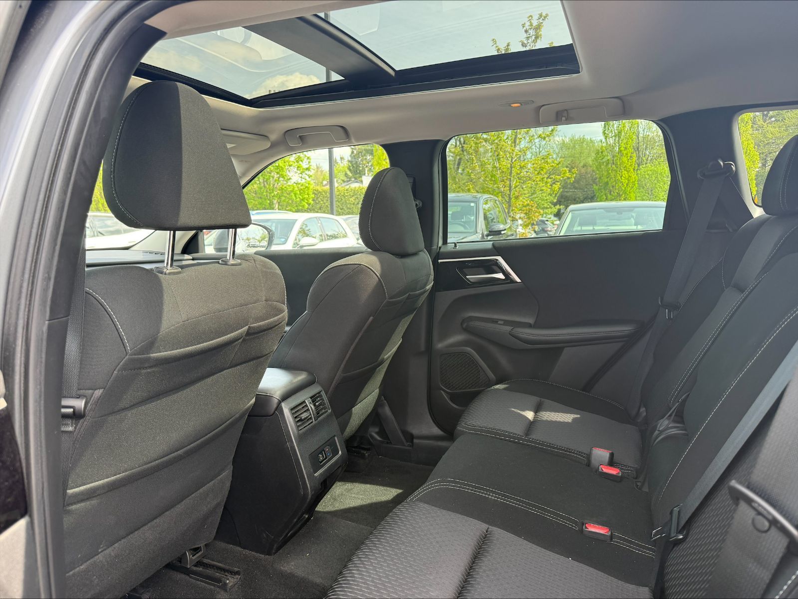 Mitsubishi Outlander  2022 à Saint-Bruno-de-Montarville, Québec
