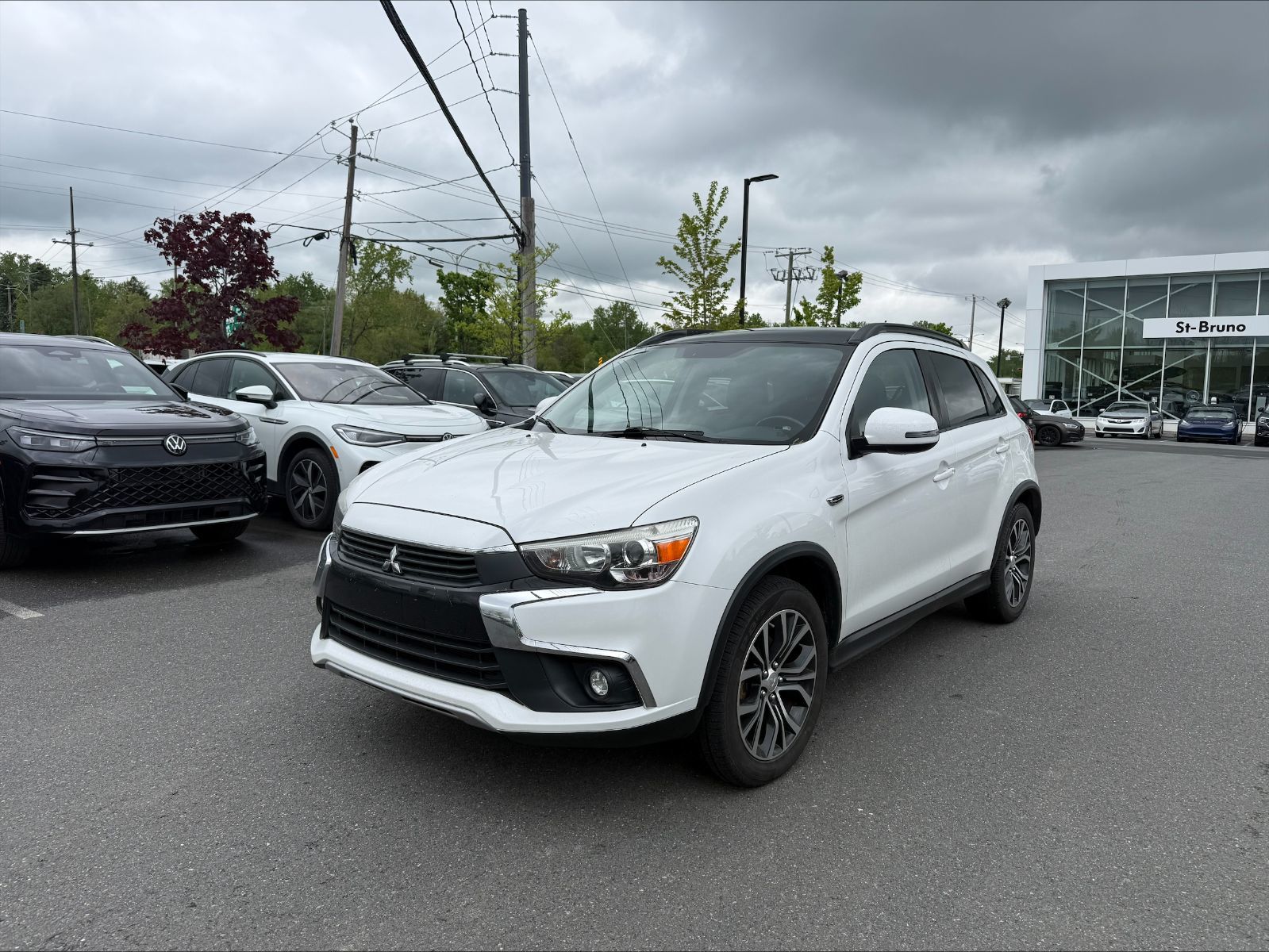 2016 Mitsubishi RVR in Saint-Bruno-de-Montarville, Quebec