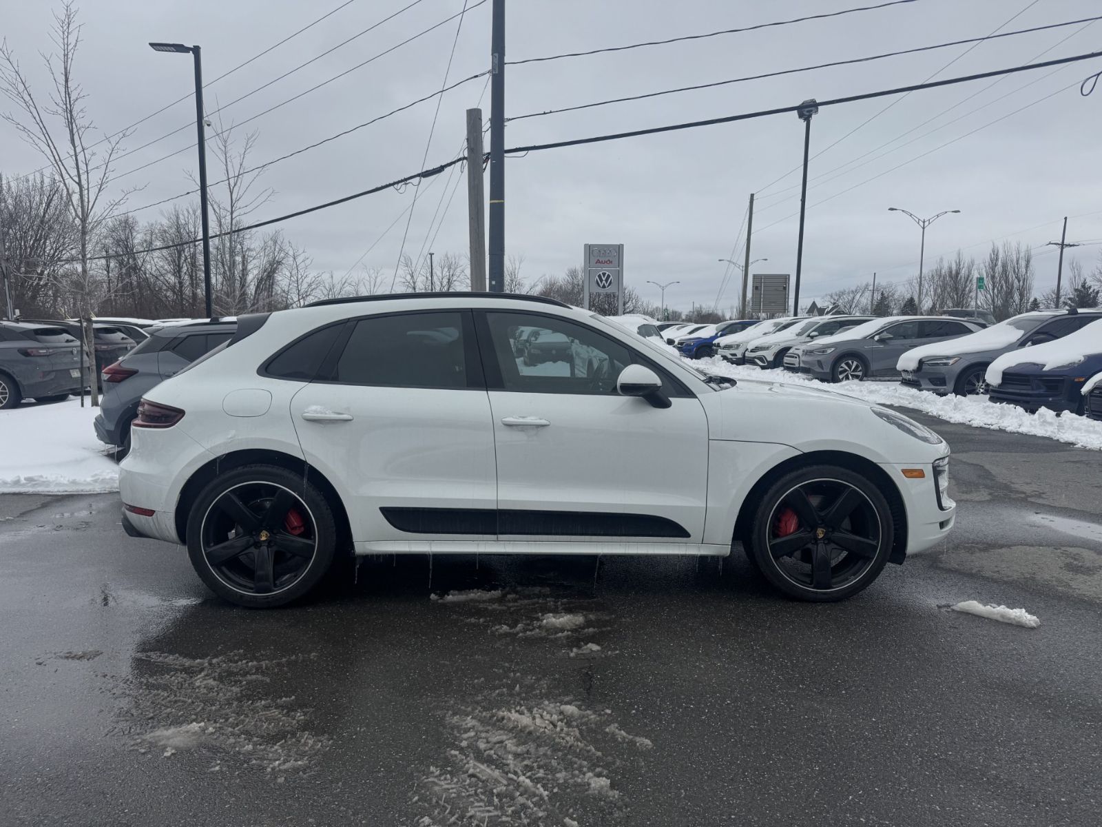 Porsche Macan  2018 à Saint-Bruno-de-Montarville, Québec