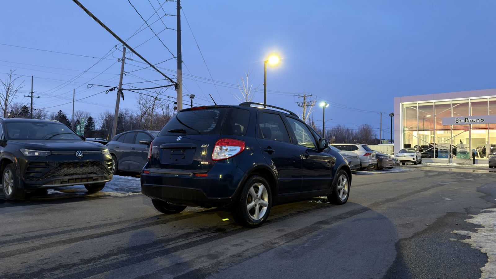 2010 Suzuki SX4 in Saint-Bruno-de-Montarville, Quebec