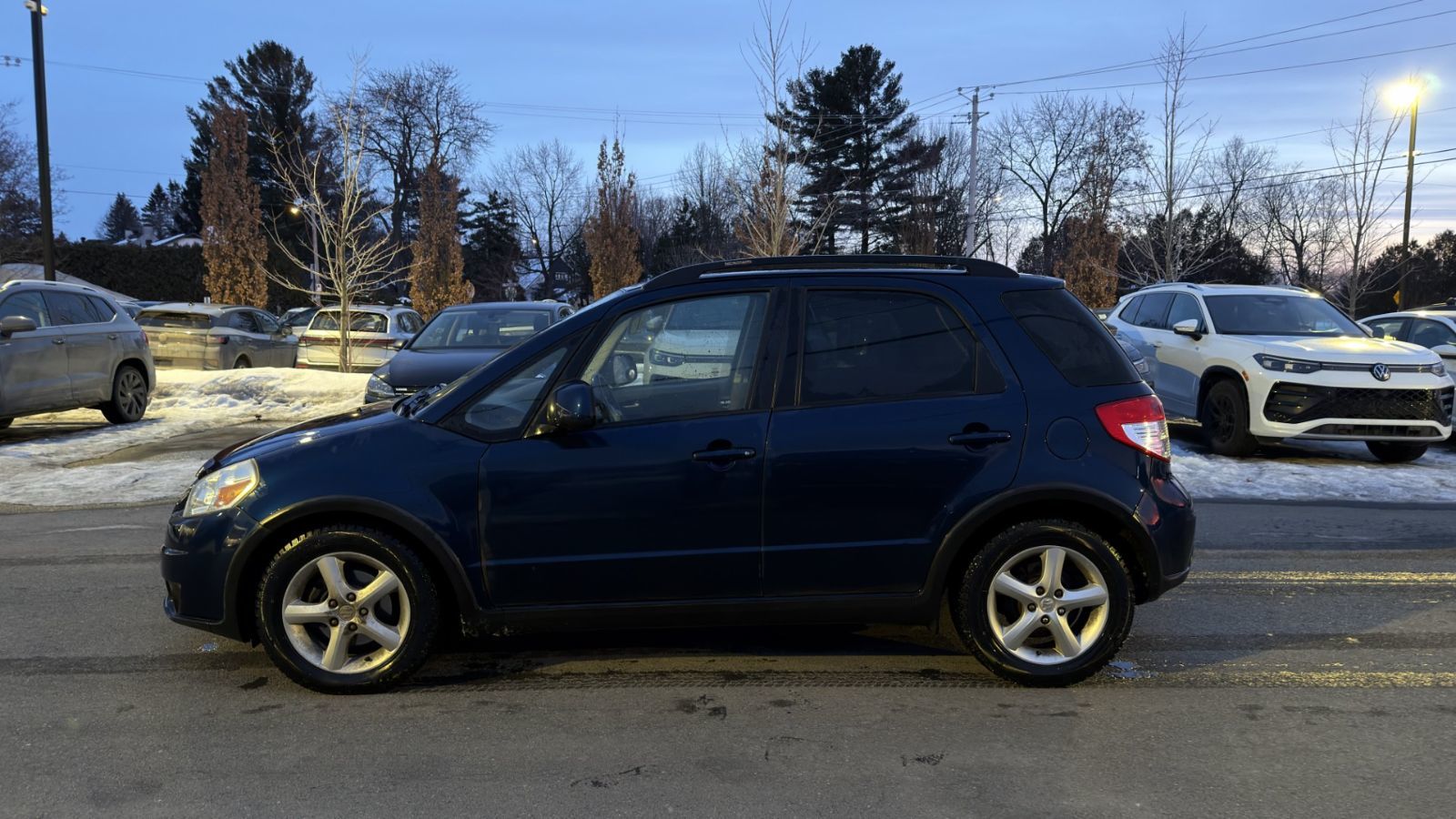 2010 Suzuki SX4 in Saint-Bruno-de-Montarville, Quebec