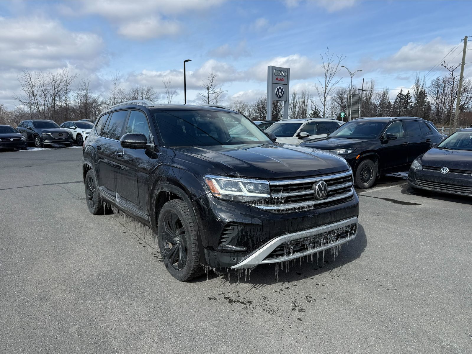 2022 Volkswagen Atlas in Saint-Bruno-de-Montarville, Quebec