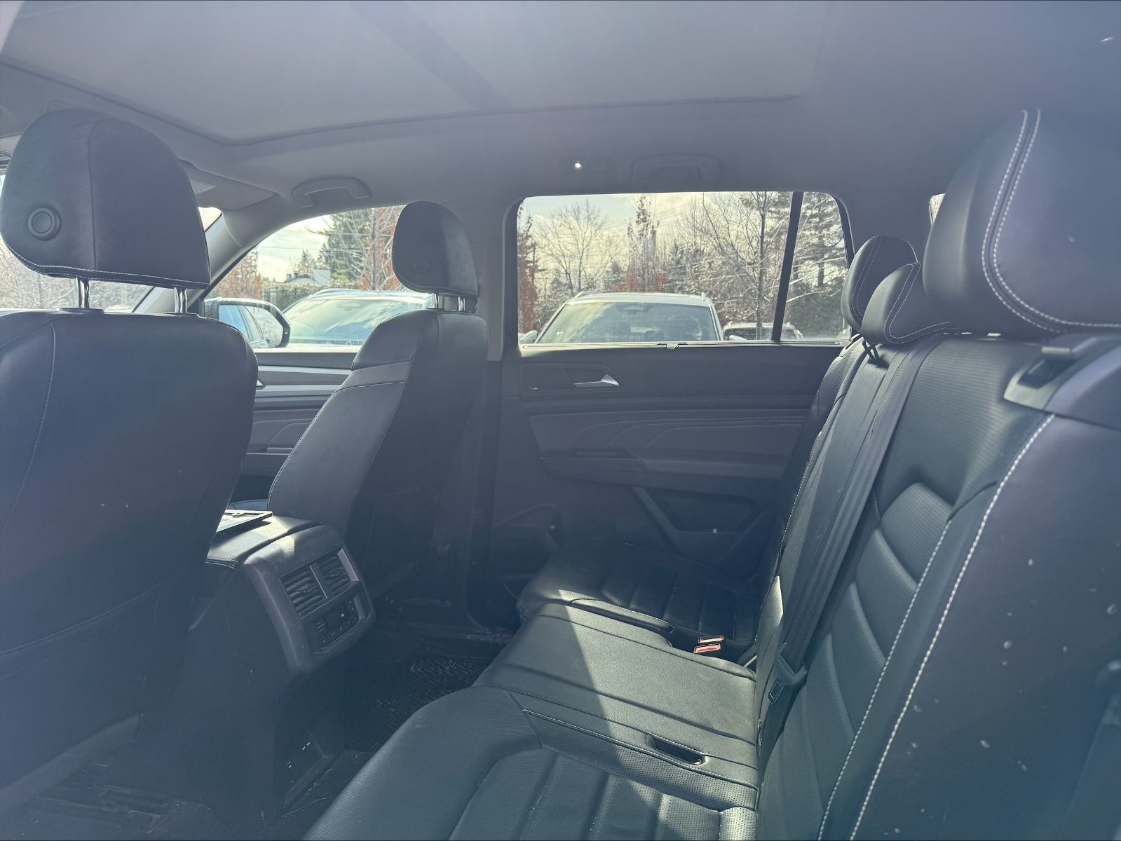 2022 Volkswagen Atlas in Saint-Bruno-de-Montarville, Quebec