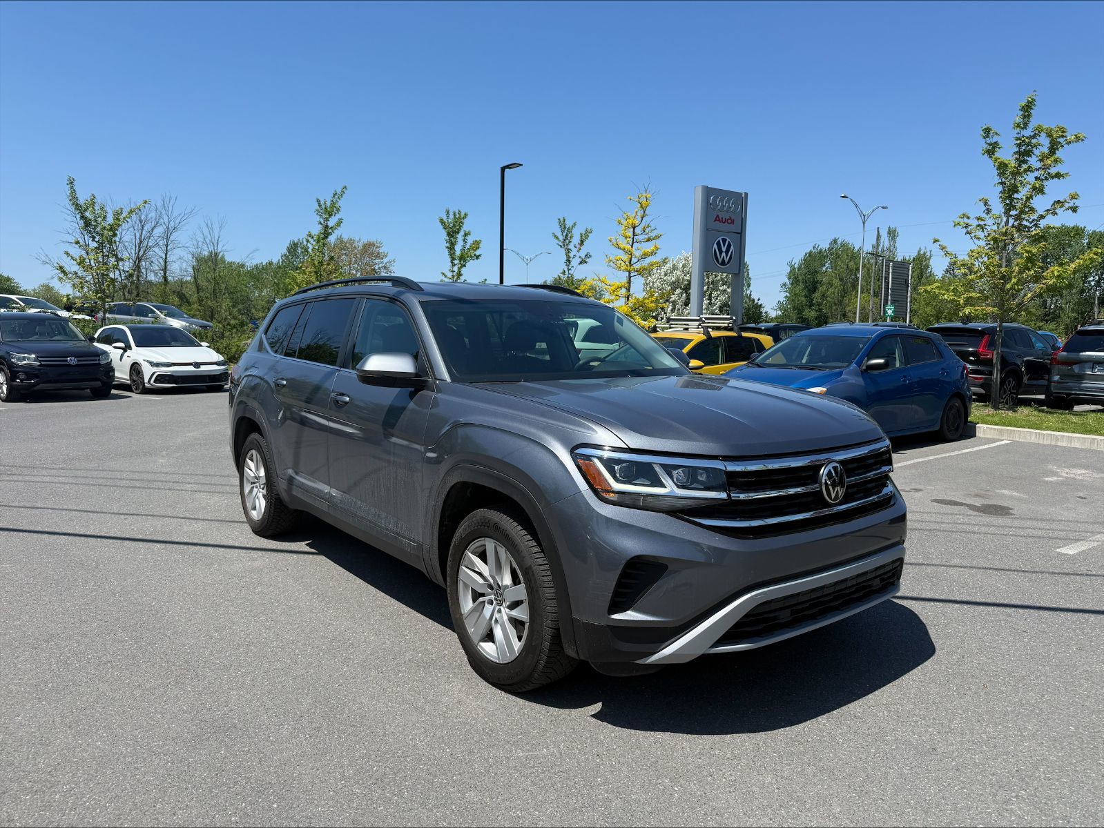 2022 Volkswagen Atlas in Saint-Bruno-de-Montarville, Quebec