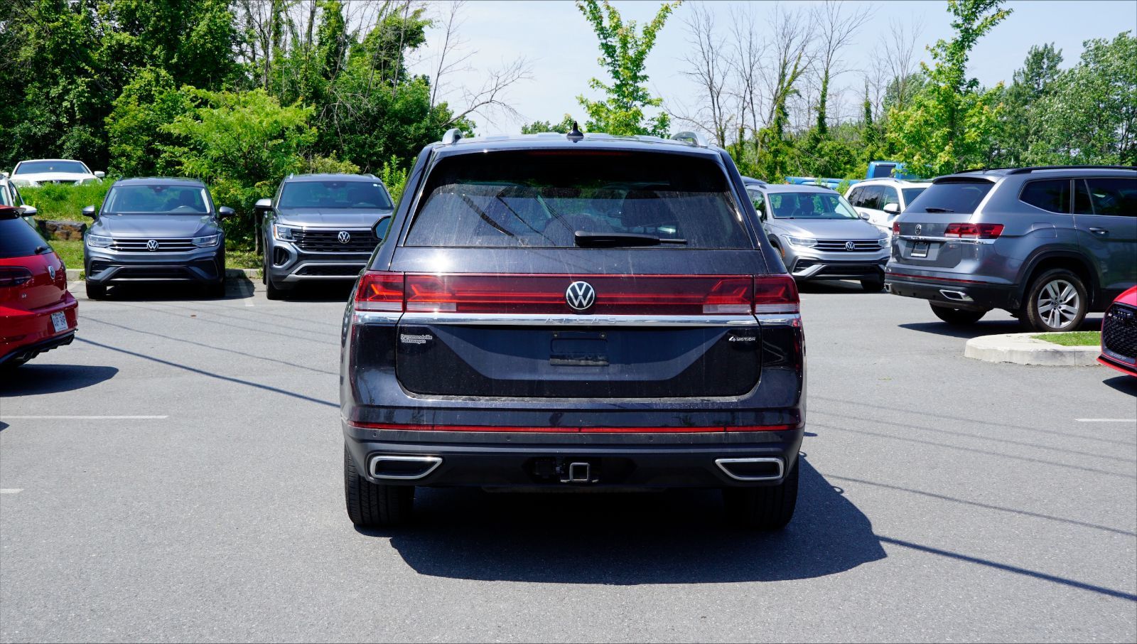 2024 Volkswagen Atlas in Saint-Bruno-de-Montarville, Quebec