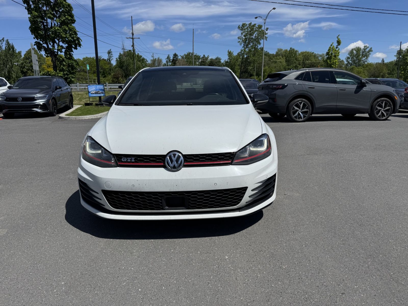 Volkswagen Golf GTI  2017 à Saint-Bruno-de-Montarville, Québec