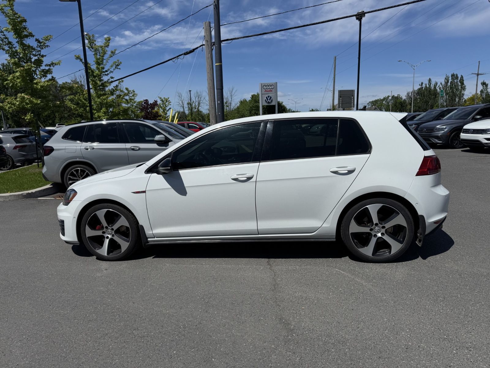 Volkswagen Golf GTI  2017 à Saint-Bruno-de-Montarville, Québec