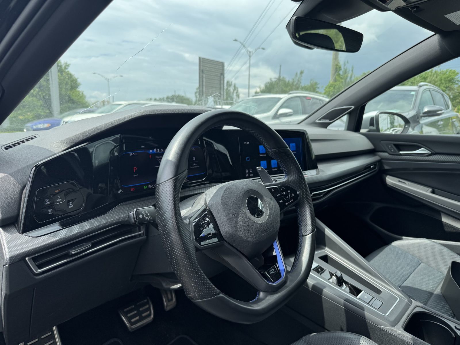 2022 Volkswagen Golf R in Saint-Bruno-de-Montarville, Quebec