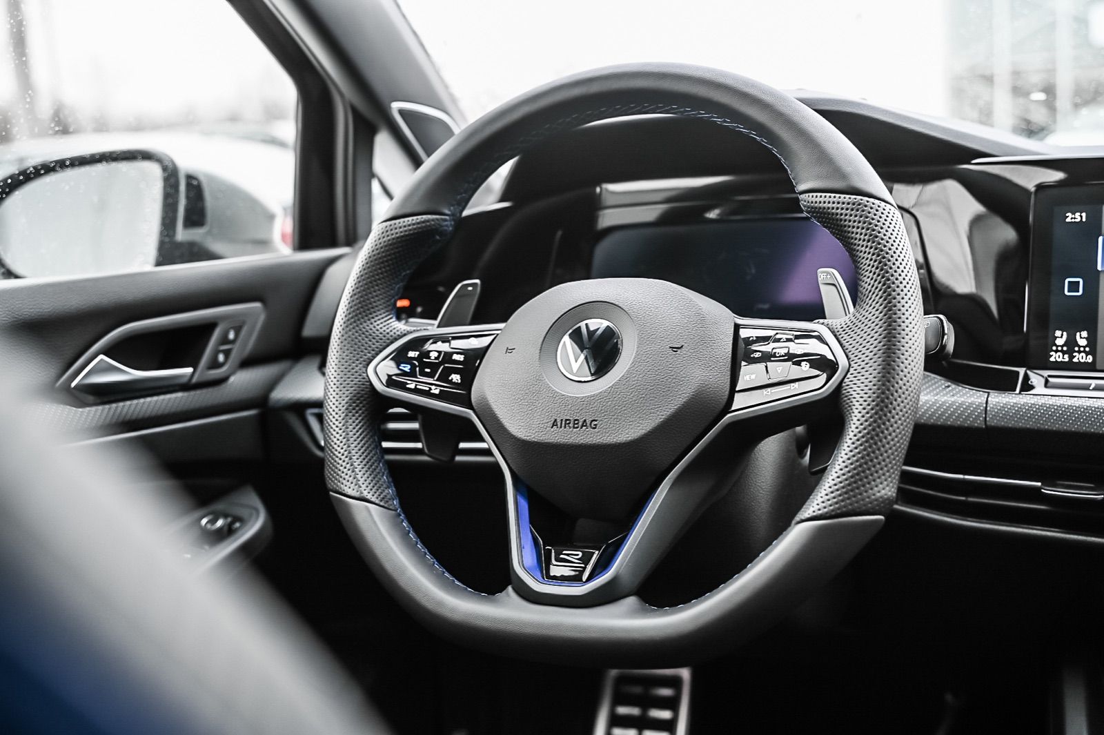 Volkswagen Golf R  2022