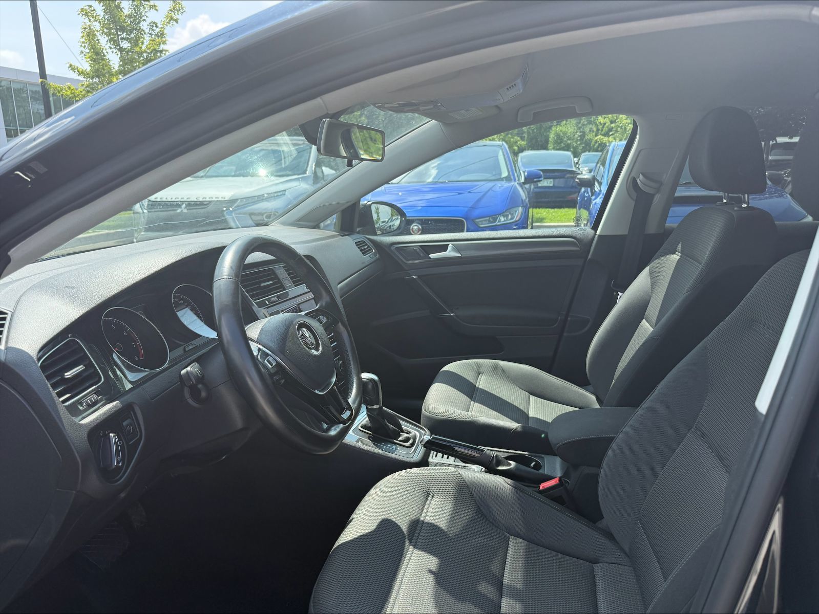 2018 Volkswagen Golf in Saint-Bruno-de-Montarville, Quebec