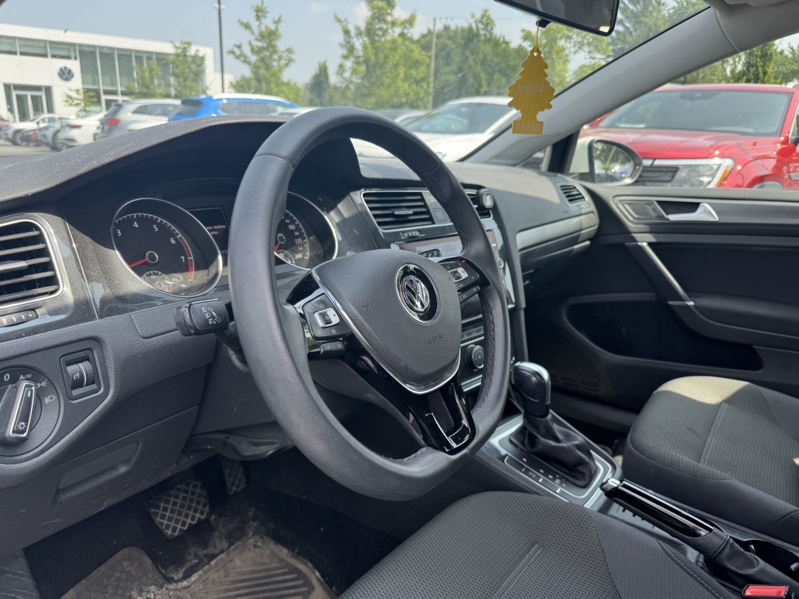 2021 Volkswagen Golf in Saint-Bruno-de-Montarville, Quebec