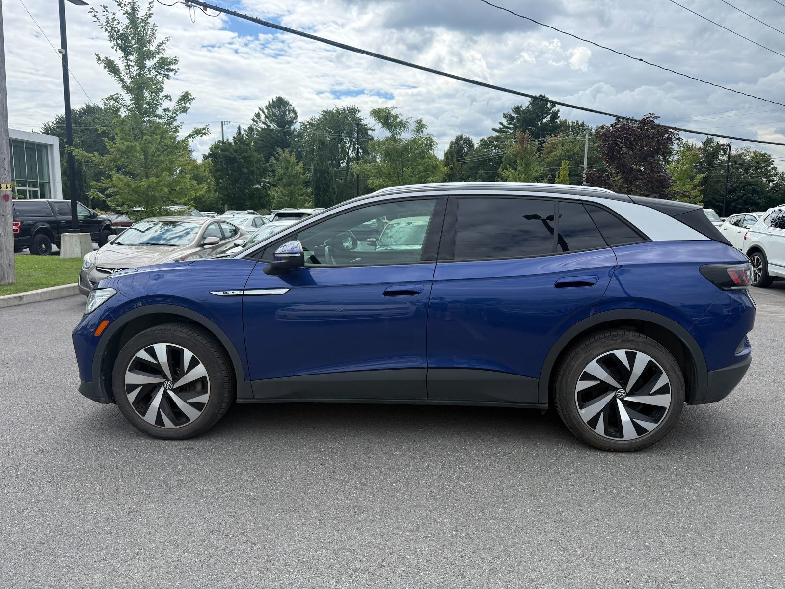 Volkswagen ID.4  2022 à Saint-Bruno-de-Montarville, Québec