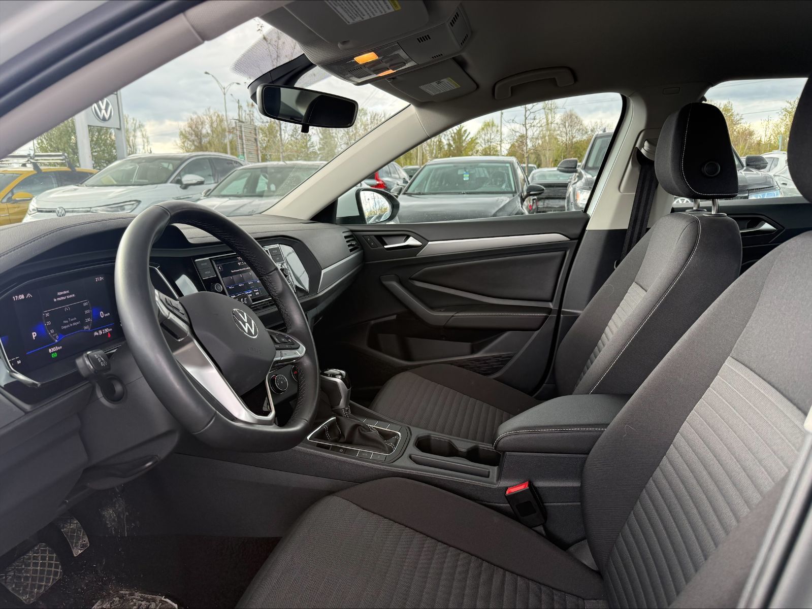 2023 Volkswagen Jetta in Saint-Bruno-de-Montarville, Quebec