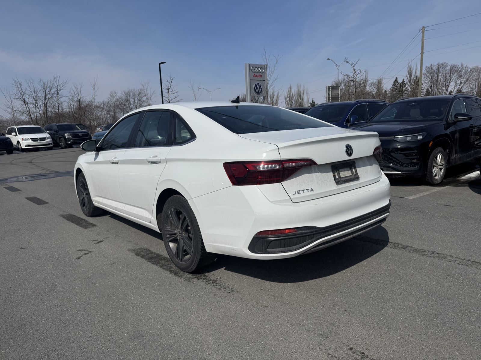 Volkswagen Jetta  2024 à Saint-Bruno-de-Montarville, Québec