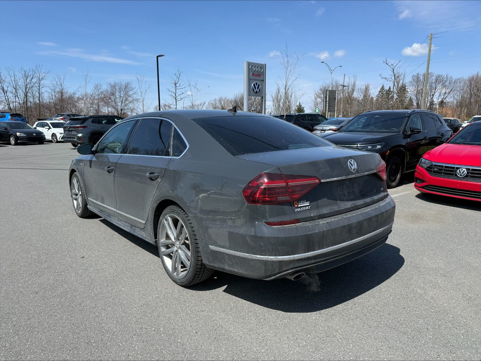 2018 Volkswagen Passat in Saint-Bruno-de-Montarville, Quebec