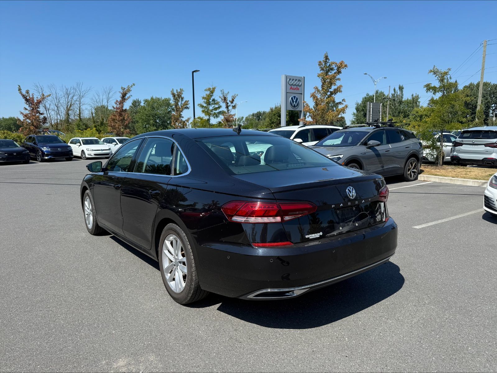 2020 Volkswagen Passat in Saint-Bruno-de-Montarville, Quebec