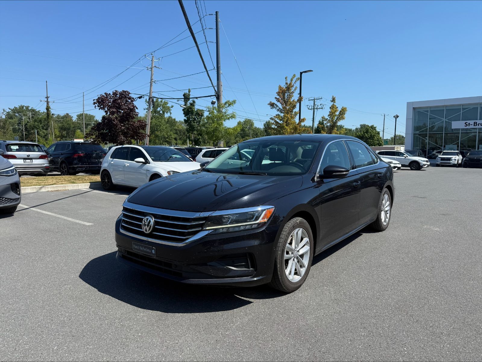2020 Volkswagen Passat in Saint-Bruno-de-Montarville, Quebec