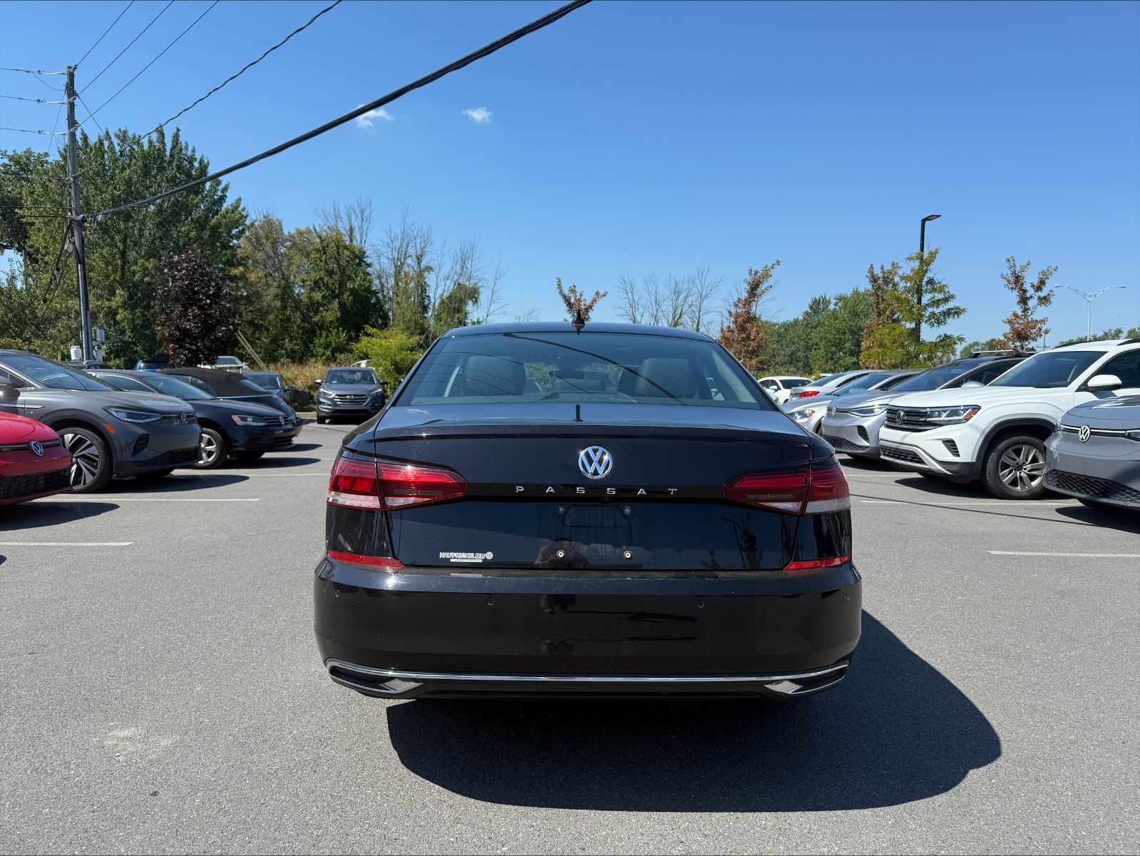2020 Volkswagen Passat in Saint-Bruno-de-Montarville, Quebec