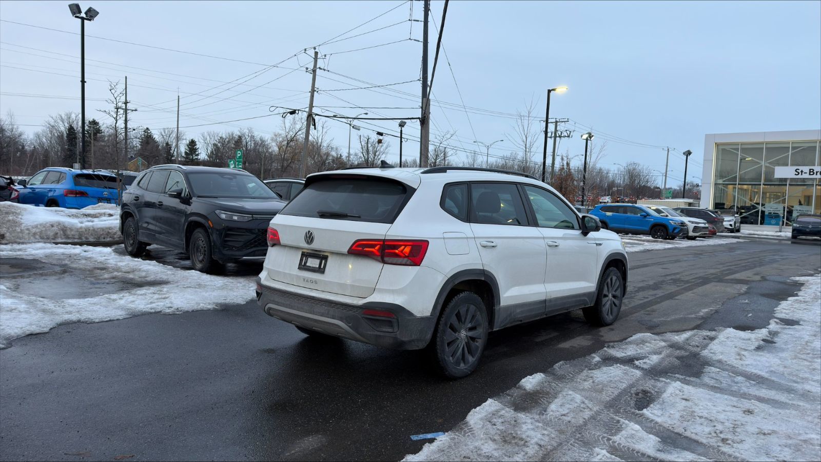 2022 Volkswagen Taos in Saint-Bruno-de-Montarville, Quebec
