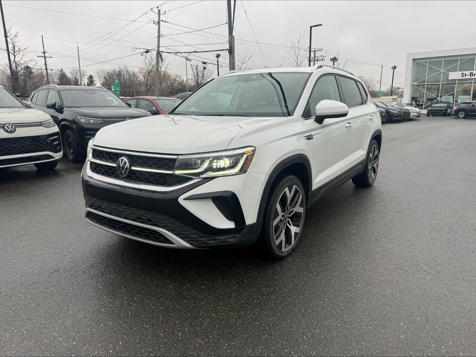 Volkswagen Taos  2022 à Saint-Bruno-de-Montarville, Québec