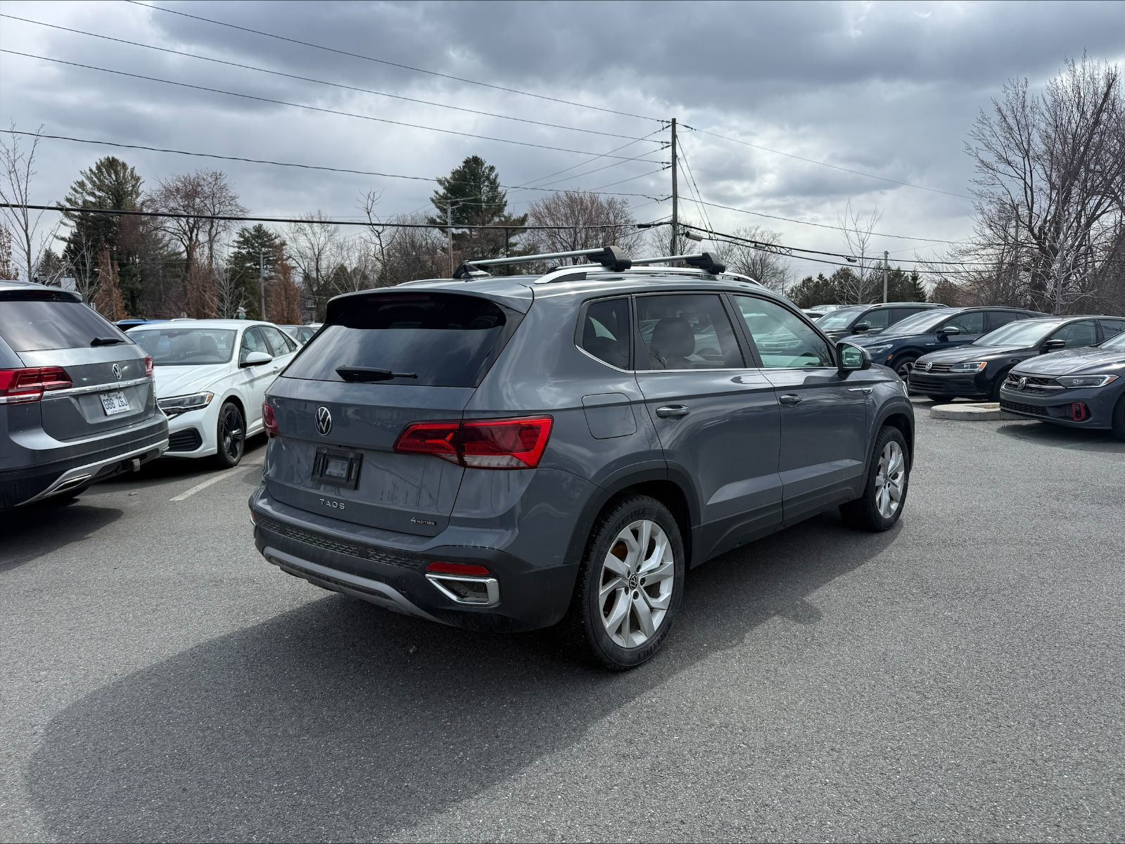 Volkswagen Taos  2022 à Saint-Bruno-de-Montarville, Québec