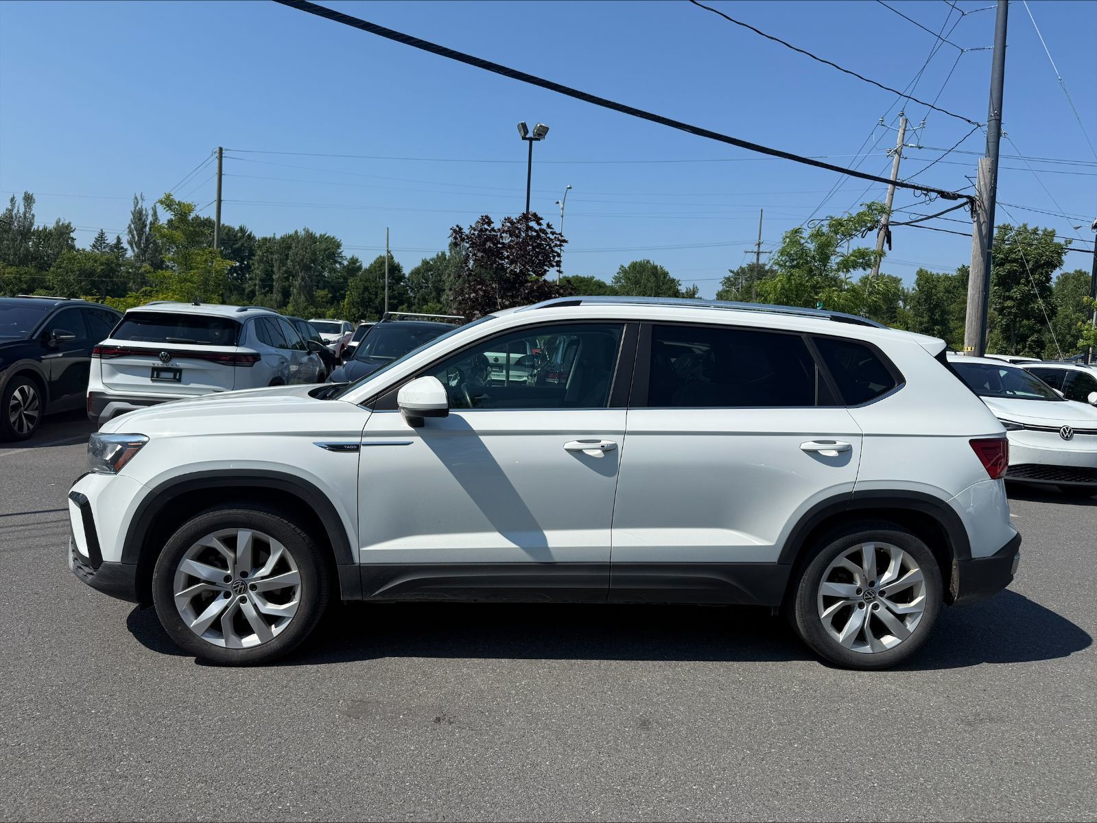 Volkswagen Taos  2022 à Saint-Bruno-de-Montarville, Québec