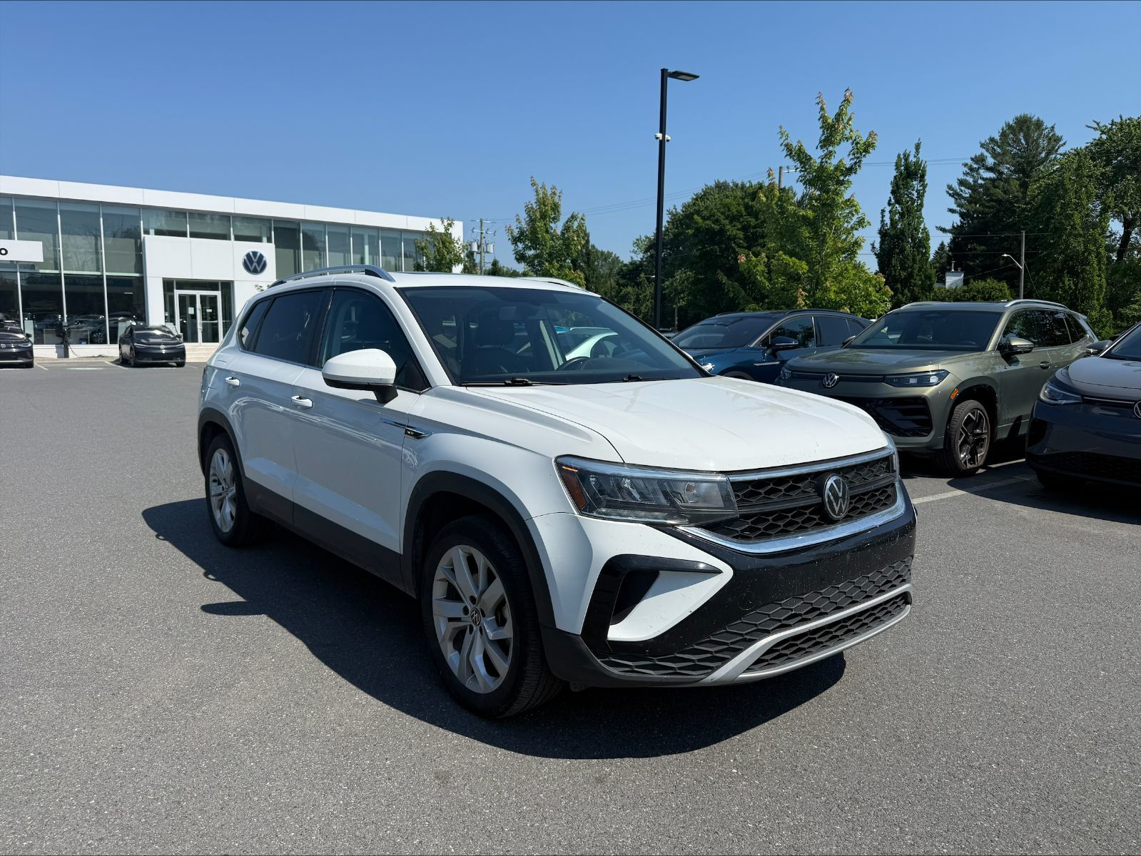 Volkswagen Taos  2022 à Saint-Bruno-de-Montarville, Québec