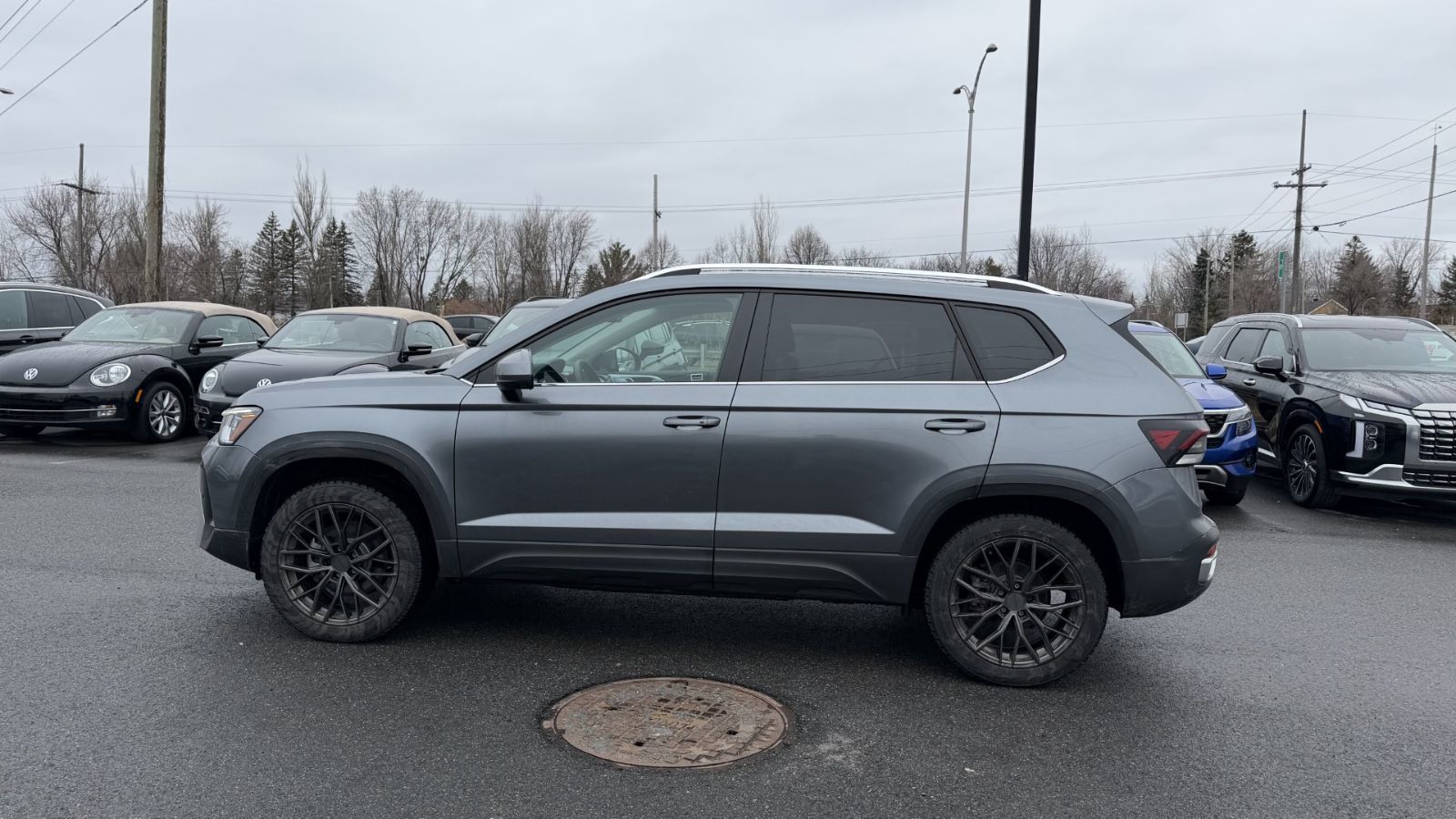 Volkswagen Taos  2025 à Saint-Bruno-de-Montarville, Québec