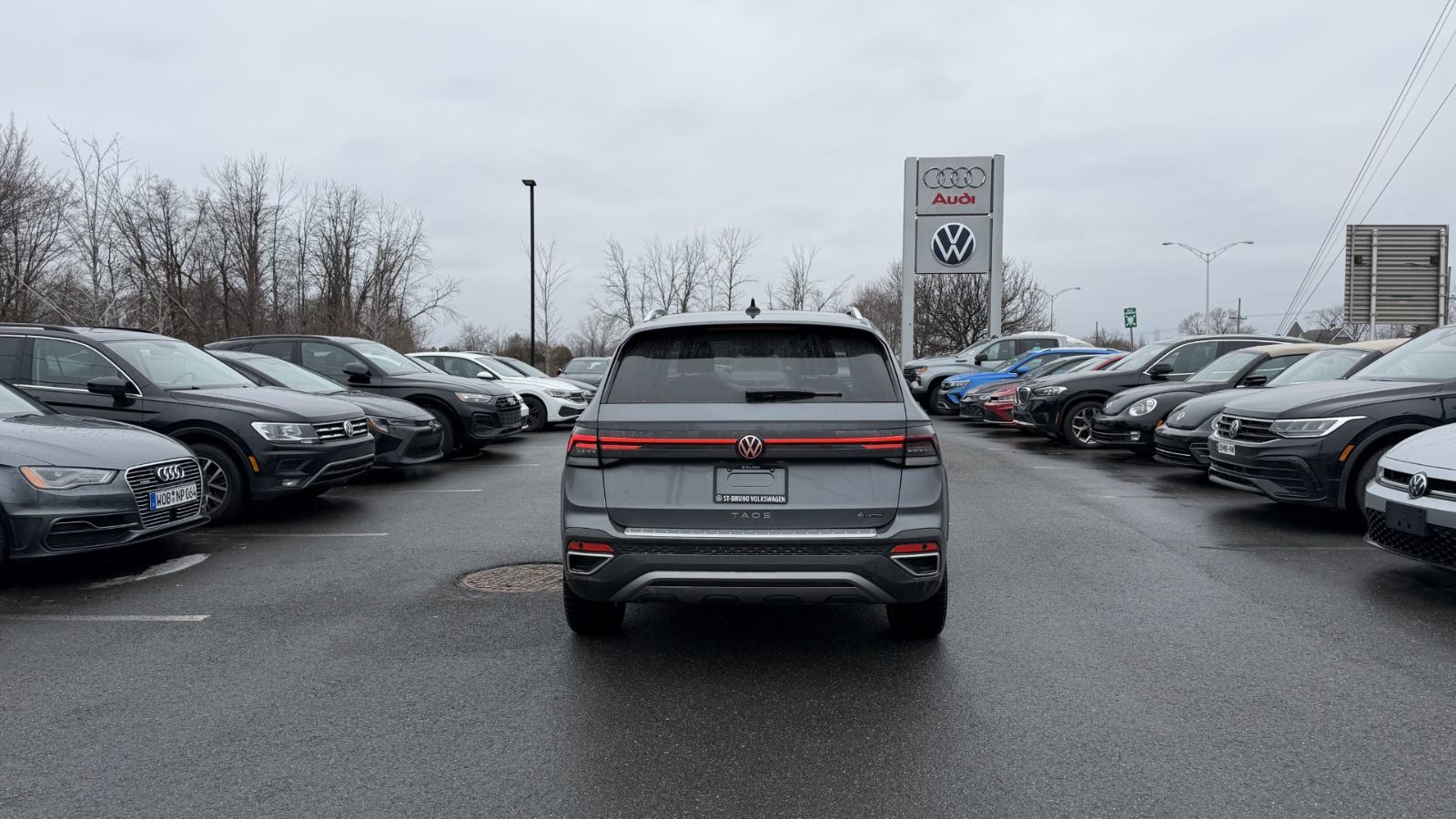 Volkswagen Taos  2025 à Saint-Bruno-de-Montarville, Québec