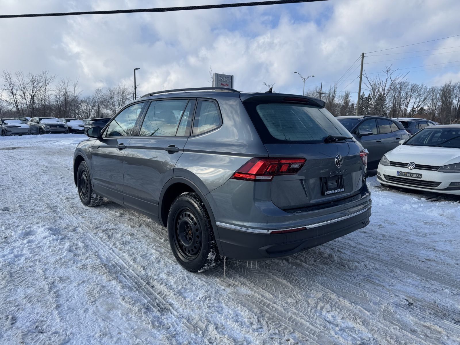 Volkswagen Tiguan  2022