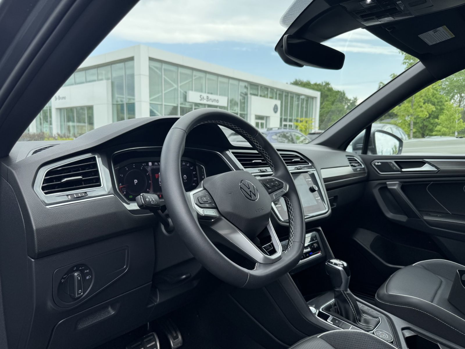 2023 Volkswagen Tiguan in Saint-Bruno-de-Montarville, Quebec