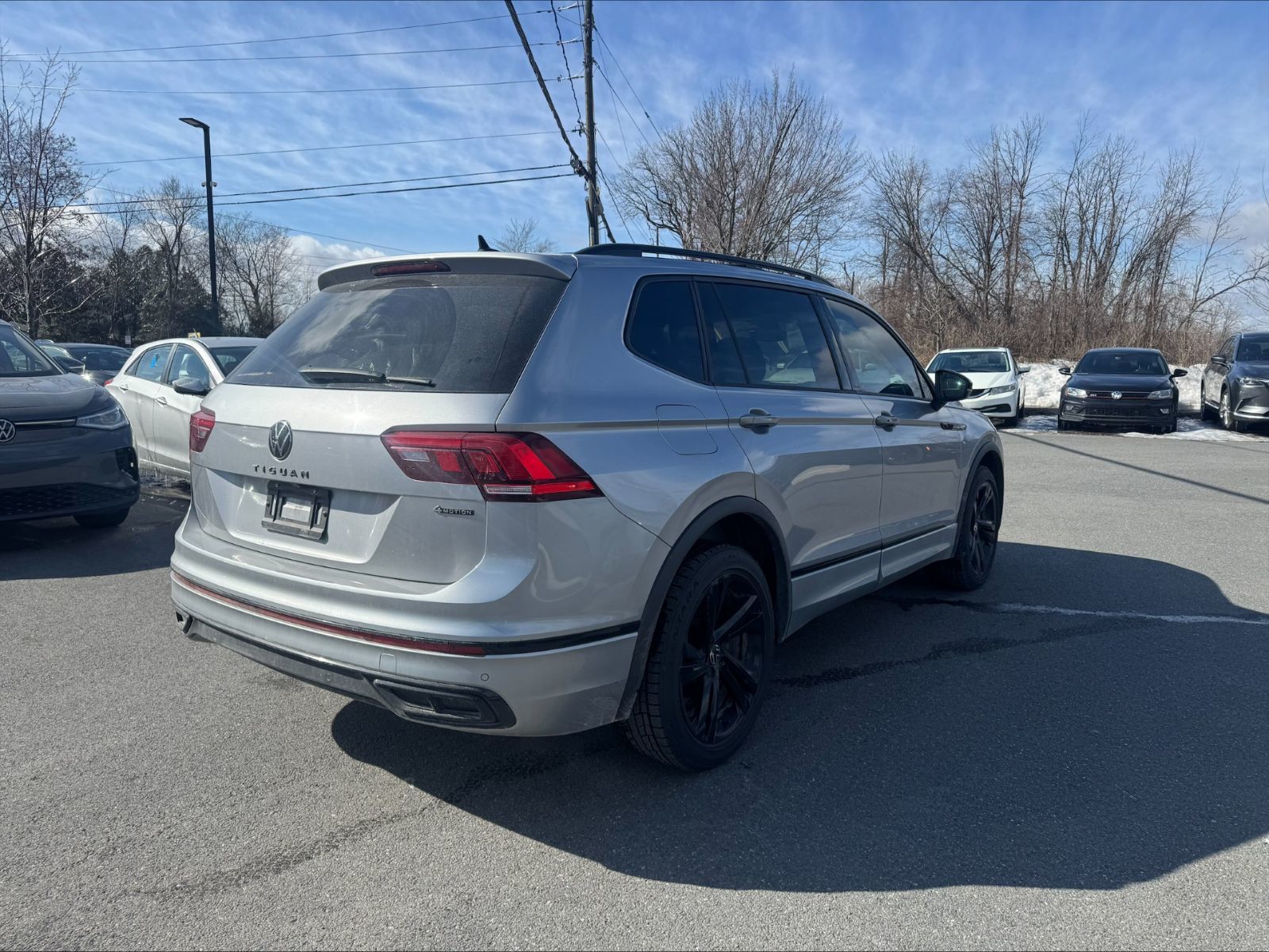 Volkswagen Tiguan  2023 à Saint-Bruno-de-Montarville, Québec