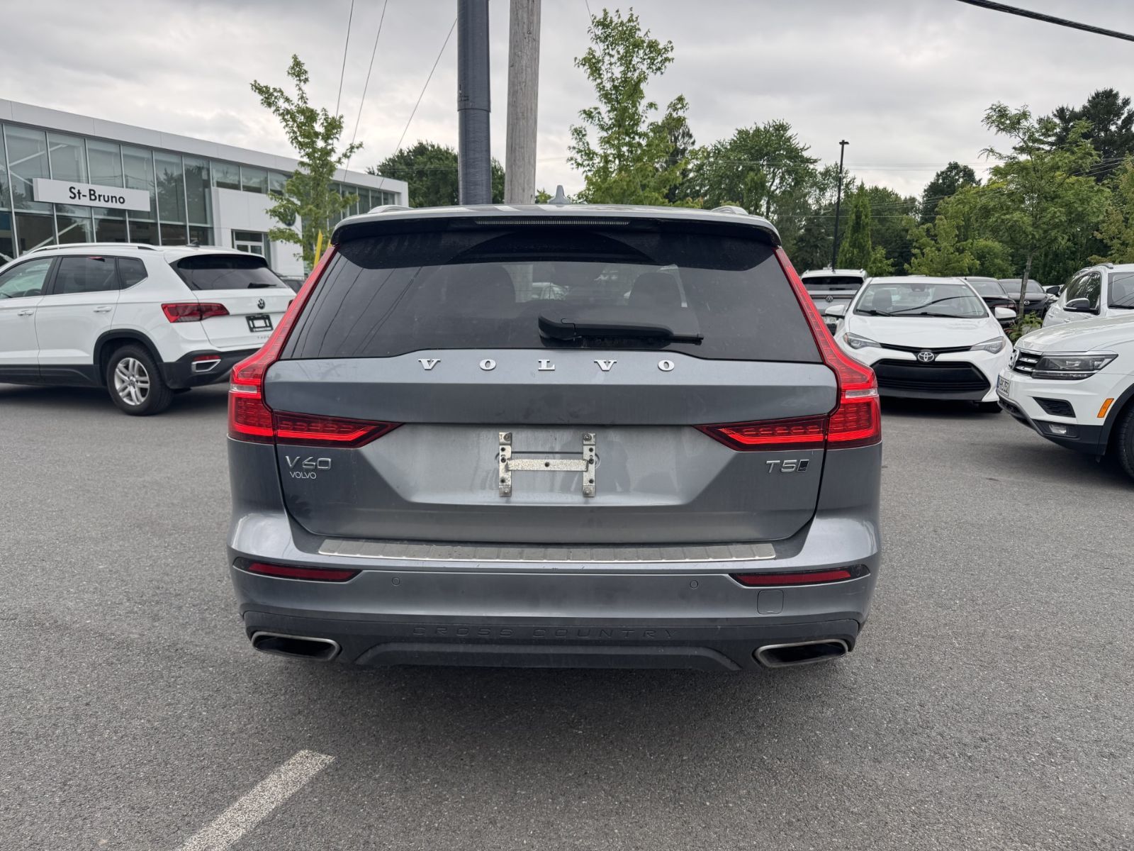2020 Volvo V60 Cross Country in Saint-Bruno-de-Montarville, Quebec