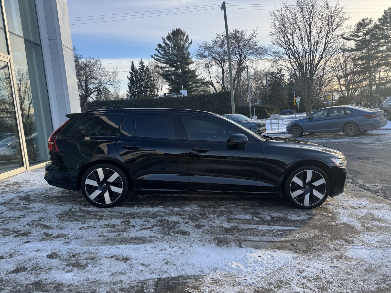 Volvo V60 Recharge  2023