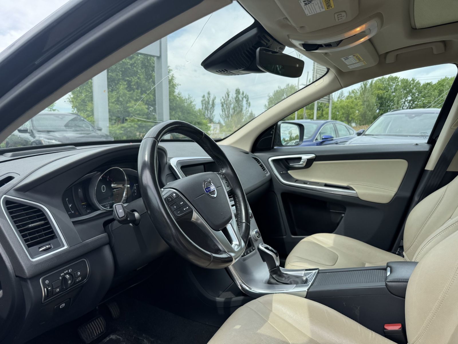 Volvo XC60  2017 à Saint-Bruno-de-Montarville, Québec