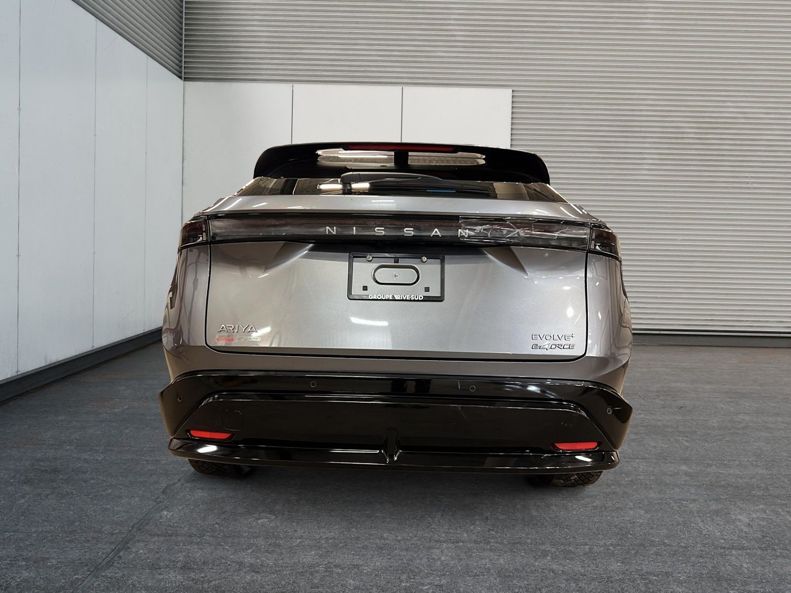 Photo 2024 Nissan ARIYA EVOLVE #3