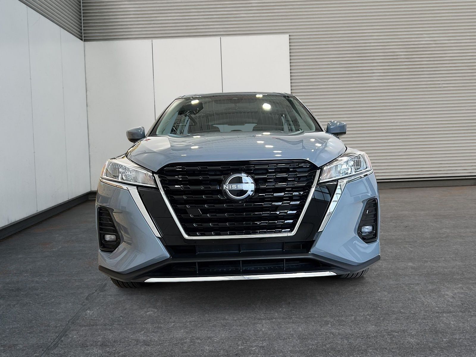 Photo 2024 Nissan Kicks S #2