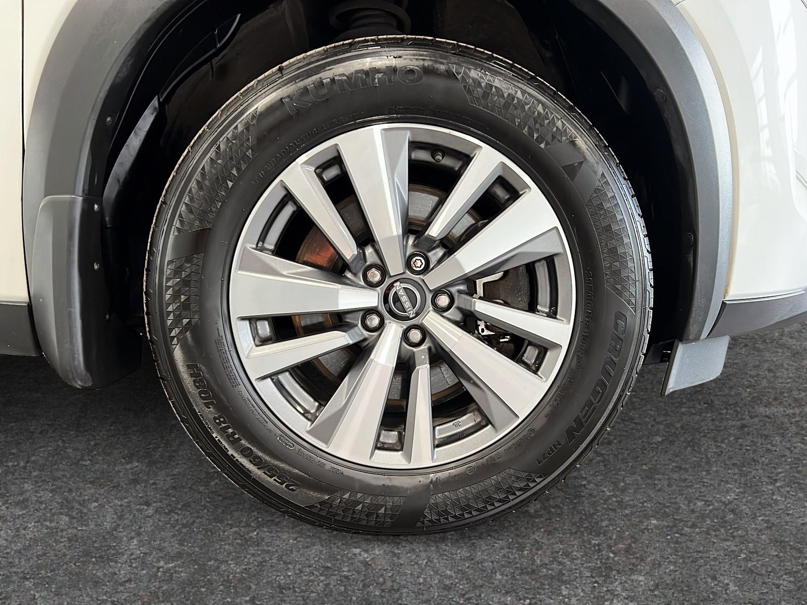 Photo 2022 Nissan Pathfinder SL #6