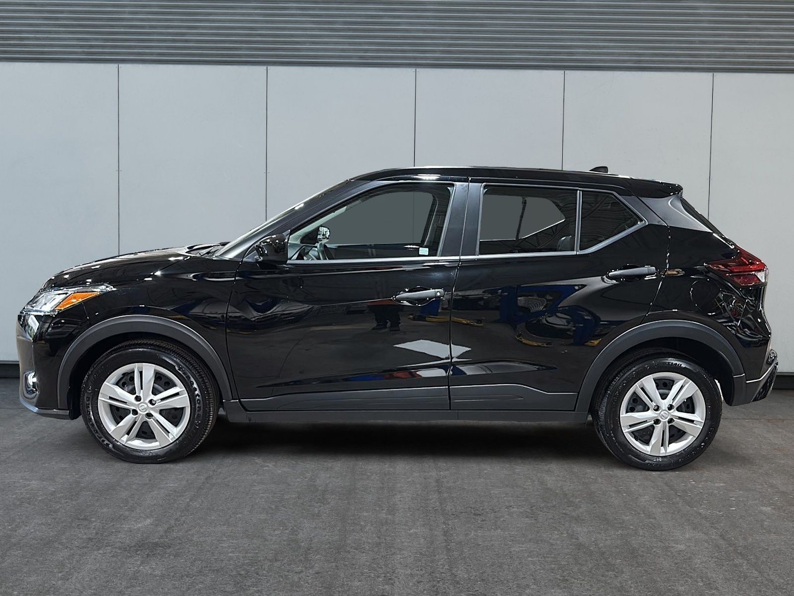 Photo 2024 Nissan Kicks S #5