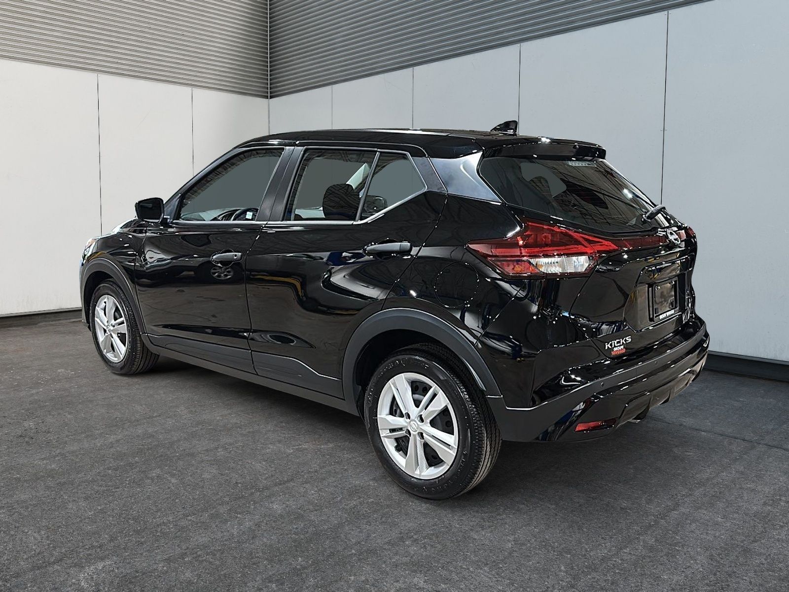 Photo 2024 Nissan Kicks S #4