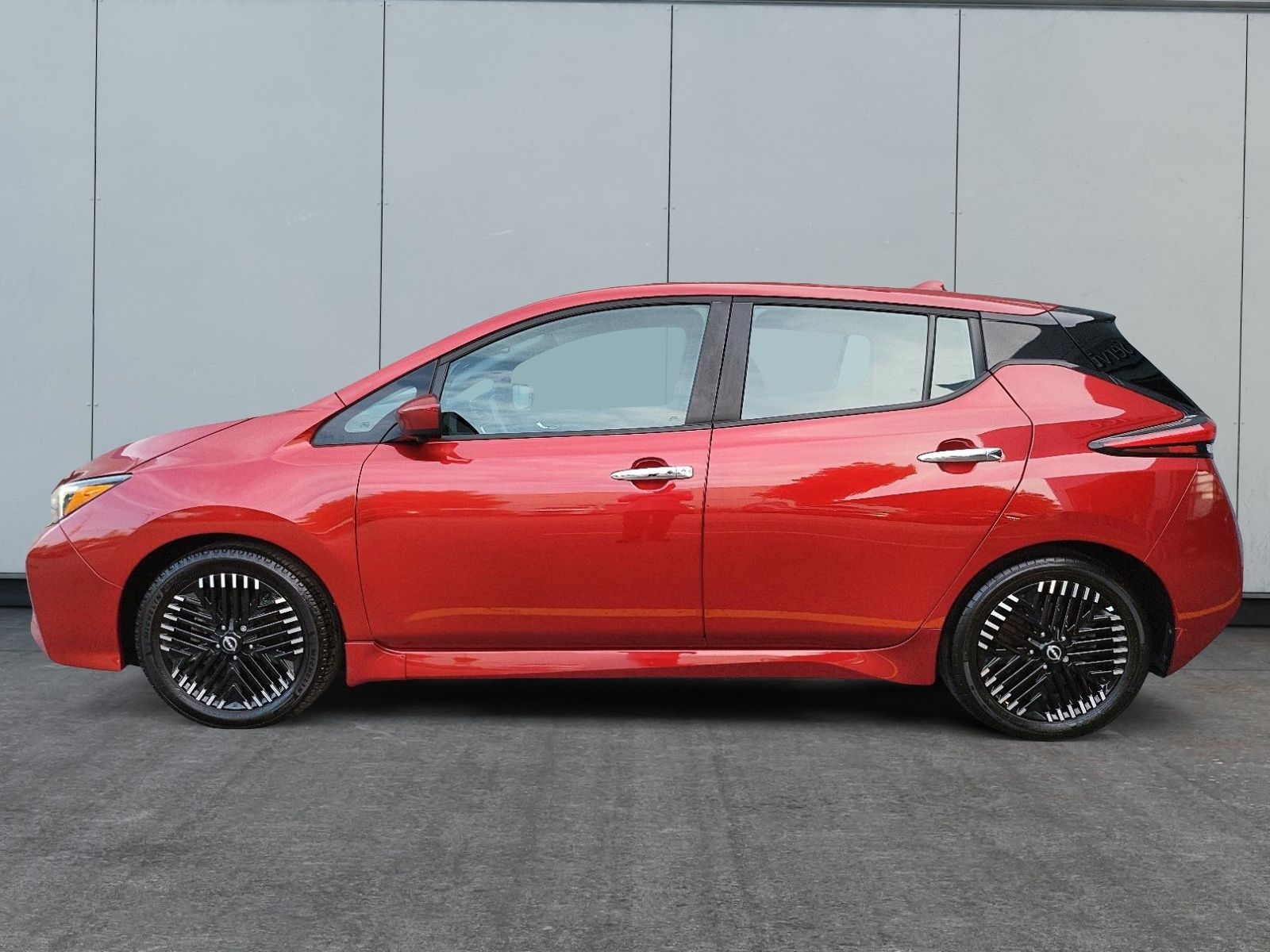 Photo 2023 Nissan LEAF SV #5