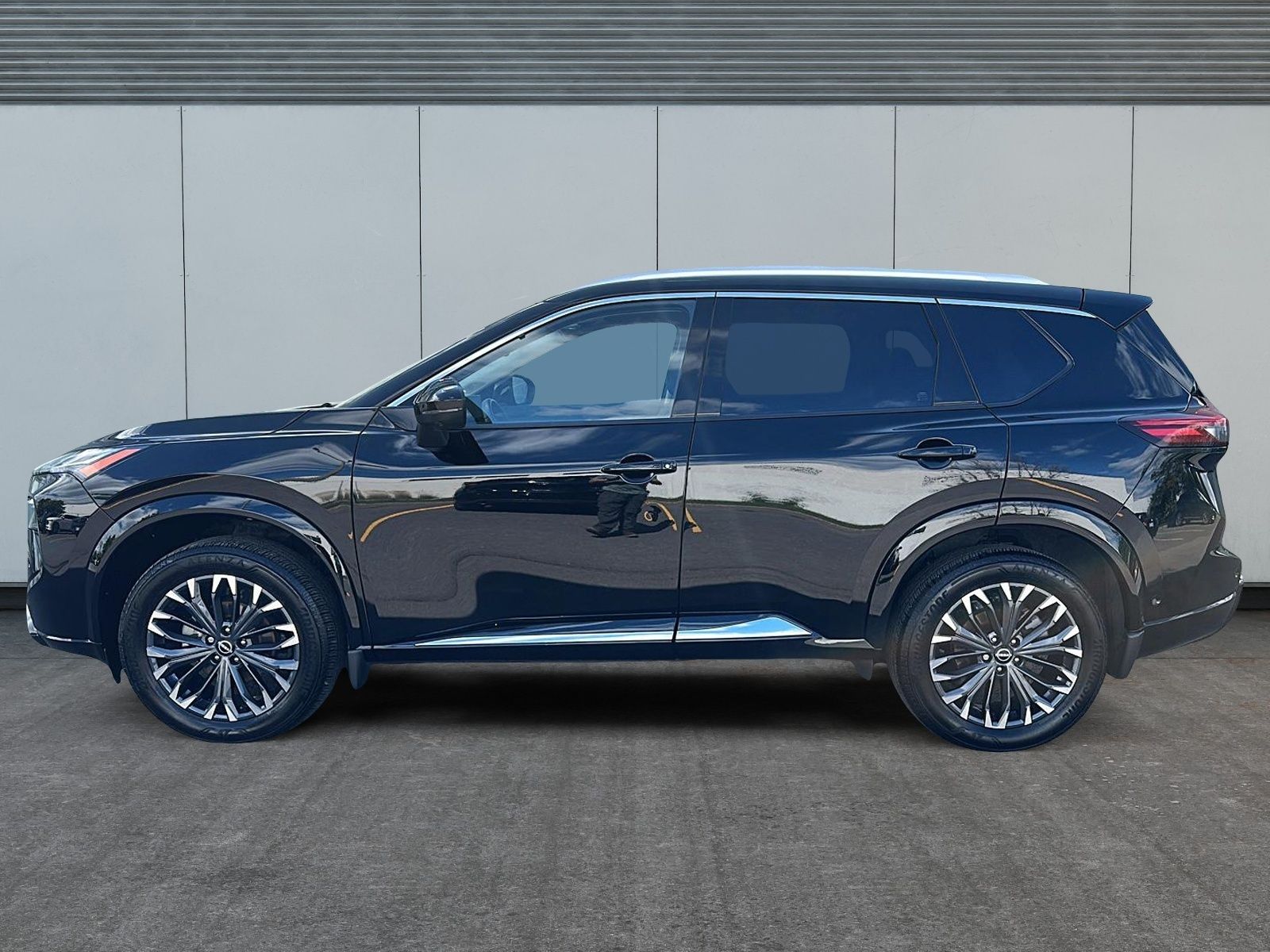 Photo 2024 Nissan Rogue PLATINUM AWD #5