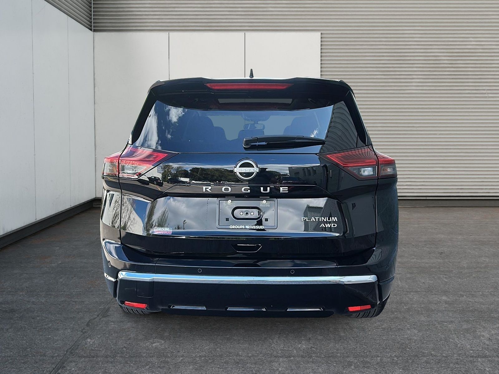 Photo 2024 Nissan Rogue PLATINUM AWD #3